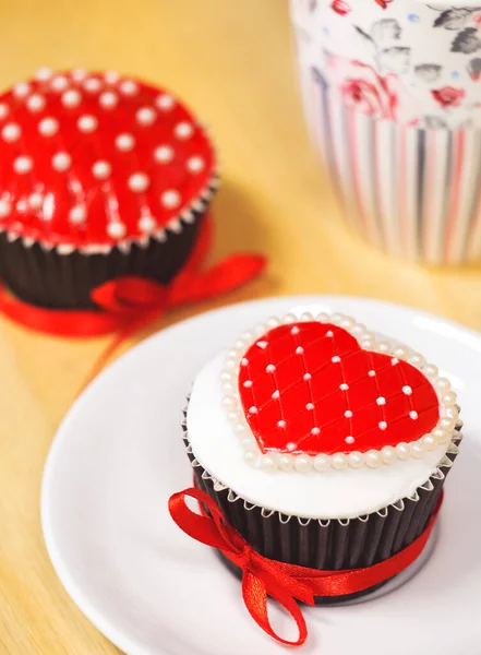 Delicious Cupcake Red Heart Frosting Tasty Valentine Day Dessert Loved — Stock Photo, Image