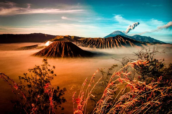 Mount Bromo Active Volcano One Most Visited Tourist Attractions East — Stock Photo, Image