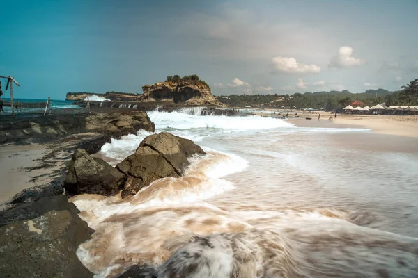 Красота Пляжа Фейяр Красивыми Коралловыми Рифами Паситане Восточная Ява Индонезия — стоковое фото