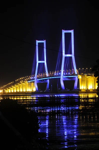 Surabaya Endonezya Daki Uzun Köprü Alacakaranlık Köprüsü Dür — Stok fotoğraf
