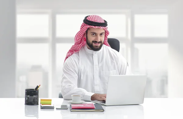 Hombre de negocios árabe — Foto de Stock