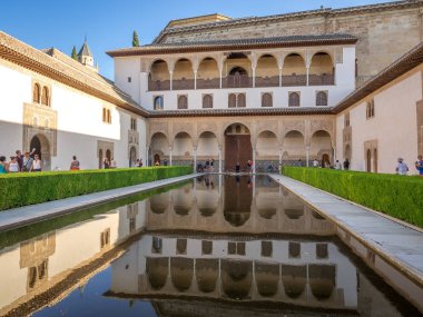 Alhambra Palace, Granada içinde görüntülemek