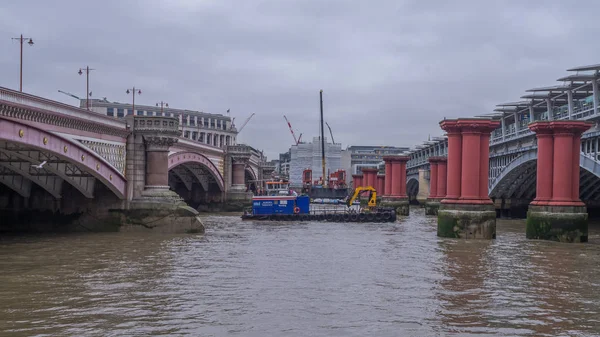 Blackfriars brug over de rivier de Theems — Stockfoto