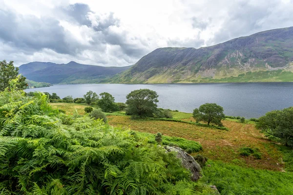 Blick auf Krümelwasser, Lake District UK — Stockfoto