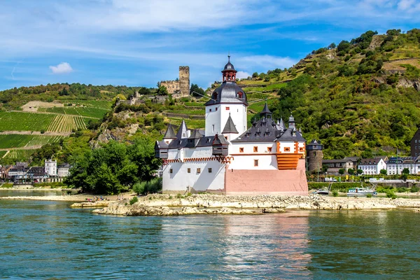 Castillo de Pfalzgrafenstein, en la isla Falkenau en el Rin — Foto de Stock