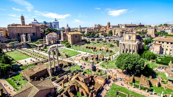 Vista panorámica del Foro Romano, Roma, Italia — Foto de Stock