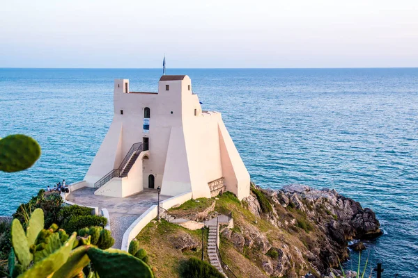 De "Torre Truglia" in Sperlonga, Italië — Stockfoto