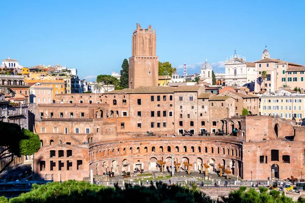 トラヤヌスの市場 ローマ イタリアの都市の遺跡の大規模な複合体 — ストック写真