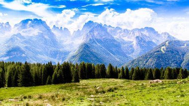 Brenta Dolomites Sıradağları