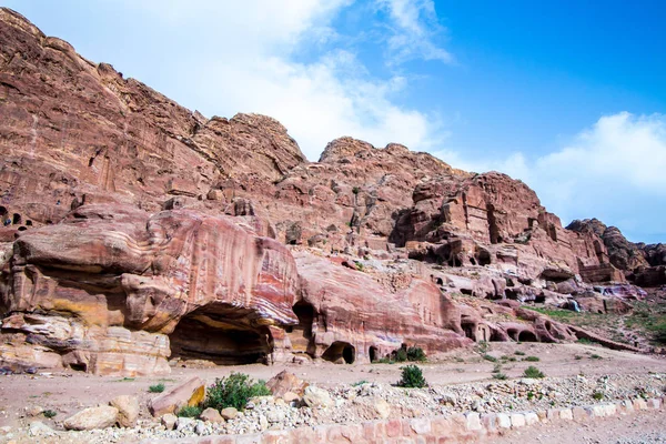 Weergave van de koninklijke graftombes in Petra, Jordan — Stockfoto
