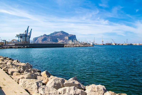 Palermos Promenade, in Sizilien, Italien — Stockfoto