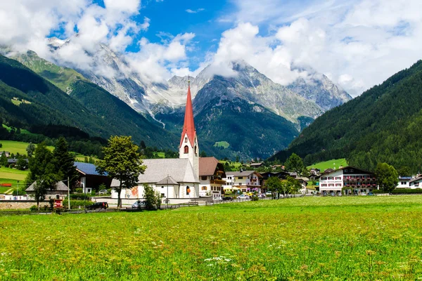 Anterselva di Sotto,  small village in South Tyrol, Italy. — Stock Photo, Image
