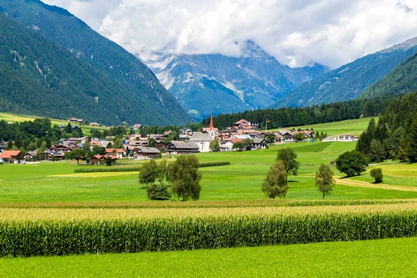 Alp manzara: İtalya 