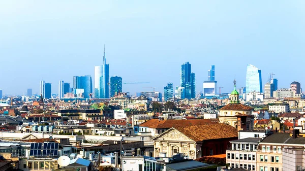 Skyline di Milano, in Italia — Foto Stock