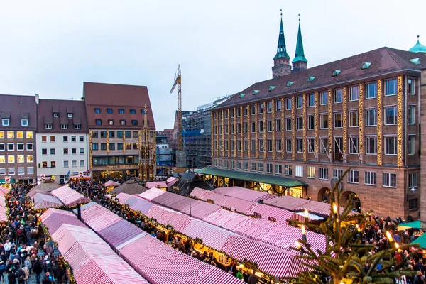 Christkindlesmarkt, Nürnberg görünümünü — Stok fotoğraf