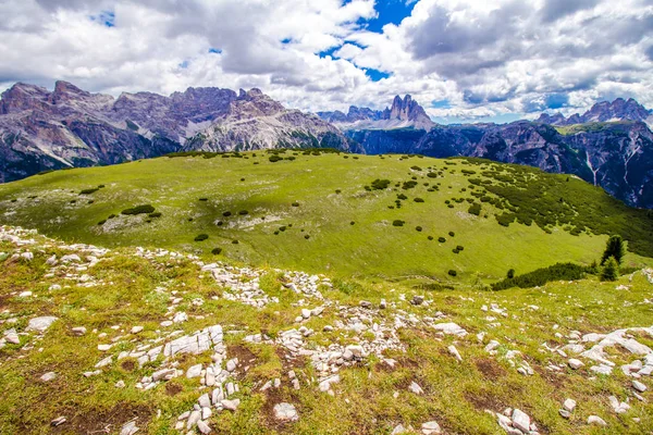 Krajobraz Dolomitów z trzech szczytów lavaredo, Włochy — Zdjęcie stockowe