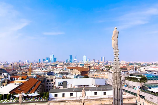 Utsikt över Milano från den Duomo — Stockfoto