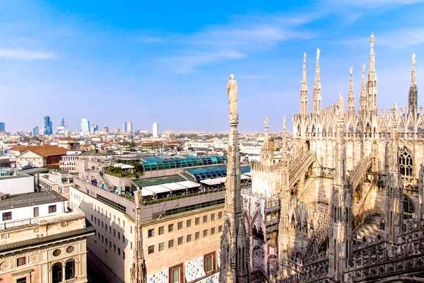 Panoramę Mediolanu z katedry — Zdjęcie stockowe