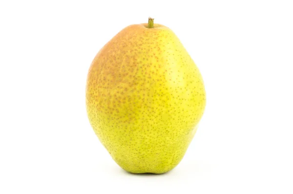 Свіжі фрукти груші ізольовані на білому тлі — стокове фото