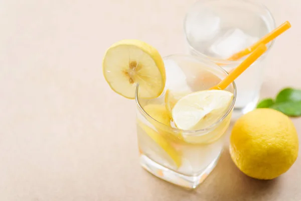 Bicchiere Limonata Ghiacciata Bevanda Fredda Estate — Foto Stock