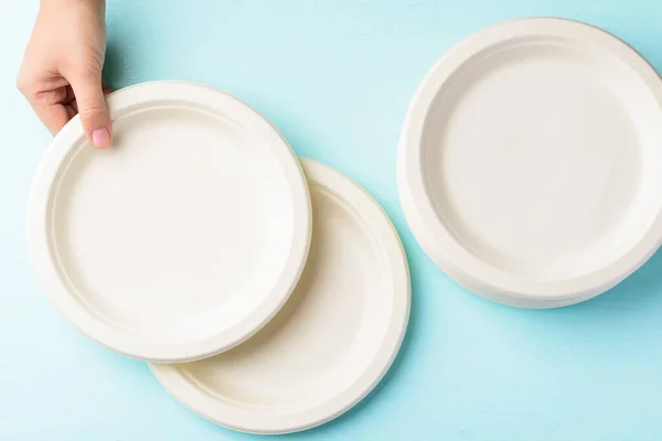 Biodegradable Plate Compostable Plate Eco Friendly Disposable Plate Holding Hand — Stock Photo, Image