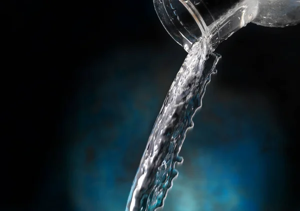 Zoet Natuurlijk Water Gegoten — Stockfoto