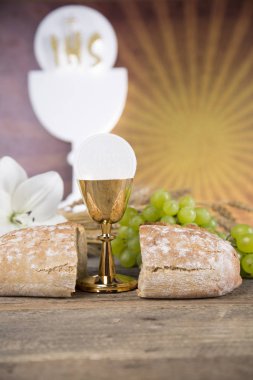 Ekmek ve şarap, kadeh ve ev sahibi, ilk comm Eucharist sembolü