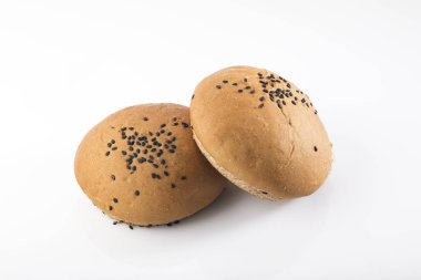 Beyaz arka plan üzerinde izole gıda: Bütün buğday topuz