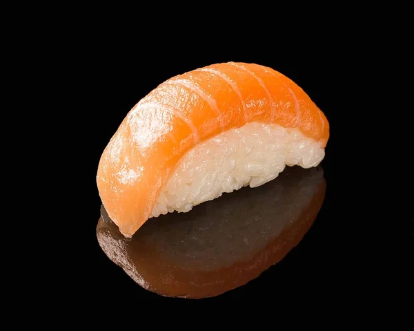 Sushi Ton Fundal Negru — Fotografie, imagine de stoc