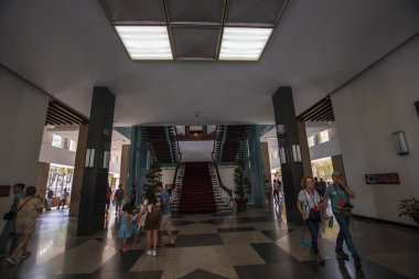 Ho Chi Minh şehri, Vietnam - 16 Şubat 2020: Saigon 'un merkezindeki tarihi bir yapı olan Bağımsızlık Sarayı' nın (Dinh Thong Nhat) iç görünümü.