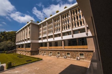 Ho Chi Minh şehri, Vietnam - 16 Şubat 2020: Saigon 'un merkezindeki tarihi bir yapı olan Bağımsızlık Sarayı' nın (Dinh Thong Nhat) iç görünümü.