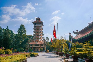 Ben Duoc Tapınağı (Den Ben Duoc), Cu Chi Tüneli, Ho Chi Minh, Cu Chi Tüneli 'nin yanındaki tarihi devrimci bölge, 1975' ten önce Vietnam 'ın ünlü üssü.