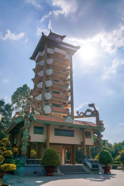 Ben Duoc Tapınağı (Den Ben Duoc), Cu Chi Tüneli, Ho Chi Minh, Cu Chi Tüneli 'nin yanındaki tarihi devrimci bölge, 1975' ten önce Vietnam 'ın ünlü üssü.