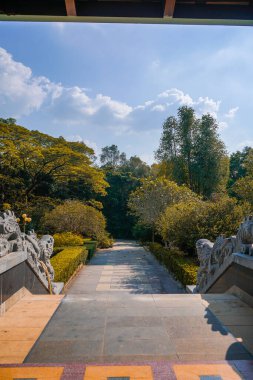 Ben Duoc Tapınağı (Den Ben Duoc), Cu Chi Tüneli, Ho Chi Minh, Cu Chi Tüneli 'nin yanındaki tarihi devrimci bölge, 1975' ten önce Vietnam 'ın ünlü üssü.