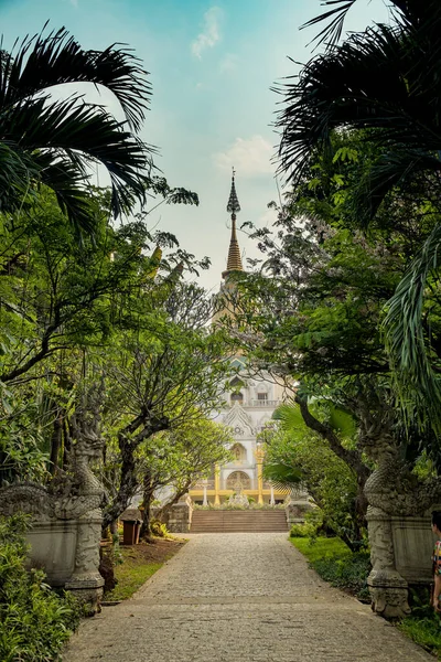 Nyugodt Hely Hogy Megnyugtassa Elme Lélek Buu Long Pagoda Látogatott — Stock Fotó