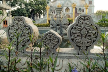 Zihninizi ve ruhunuzu sakinleştirmek için huzurlu bir yer olan Buu Long Pagoda, Ho Chi Minh City, Vietnam 'daki eşsiz mimarisi nedeniyle turistler tarafından sıklıkla ziyaret ediliyor.