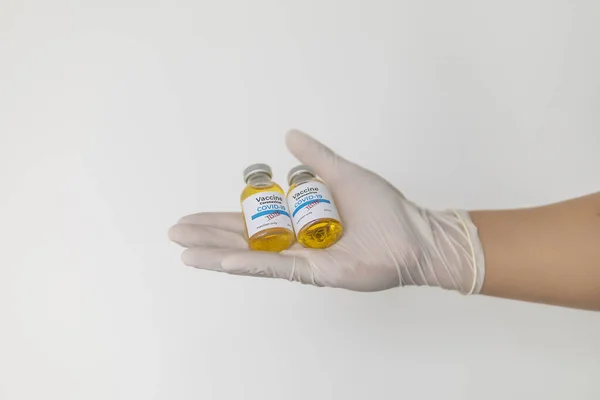 Врач Держит Флакон Лекарствами Крупным Планом Вакцинация Иммунизация Концепция Заболевания — стоковое фото