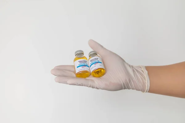 Врач Держит Флакон Лекарствами Крупным Планом Вакцинация Иммунизация Концепция Заболевания — стоковое фото