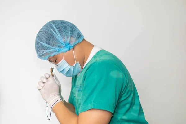 Cansado Rezar Hospital Lucha Contra Enfermedad Los Virus Médico Una —  Fotos de Stock