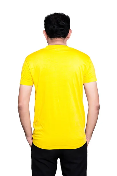 Homem t-shirt amarela — Fotografia de Stock