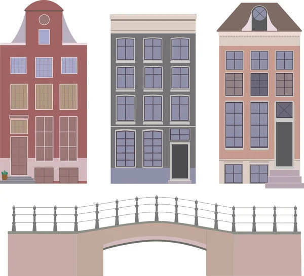 Eski Avrupa kasabası, demir parmaklıklı taş köprü. Köprüdeki evler