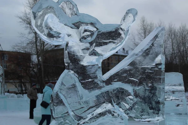 Winter Town Rides Ice Figures — Stok fotoğraf