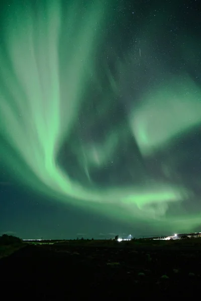 Aurora Borealis Northern lights over Icelandic sky — Stock Photo, Image