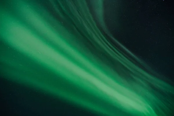 Aurora Borealis Északi fény az izlandi ég felett — Stock Fotó