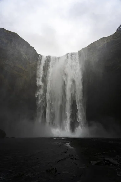 Cachoeira Skogafoss Maciça Islândia Sem Pessoas Outubro 2019 — Fotografia de Stock