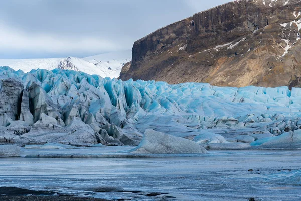 Kolce lodowcowe na lodowcach Skaftafell Islandia — Zdjęcie stockowe