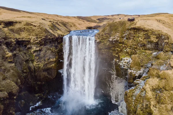 Hermosa vista aérea de la cascada de Skogafoss Islandia — Foto de Stock