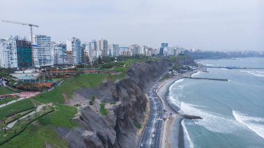 Lima sahili Peru Güney Amerika 'nın havadan görüntüsü