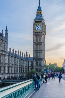 Güzel Big Ben gün batımında Londra 'da Uk Krallığında.