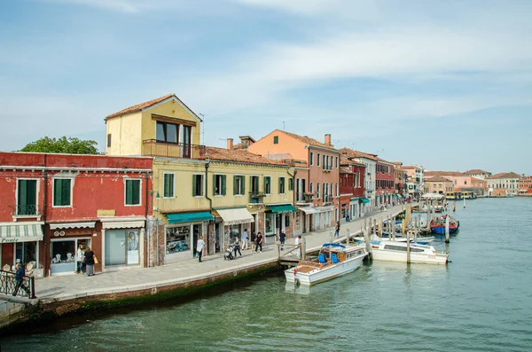 Venecia Italia Mayo 2015 Vista Hermosos Canales Barcos Atracados Junto — Foto de Stock